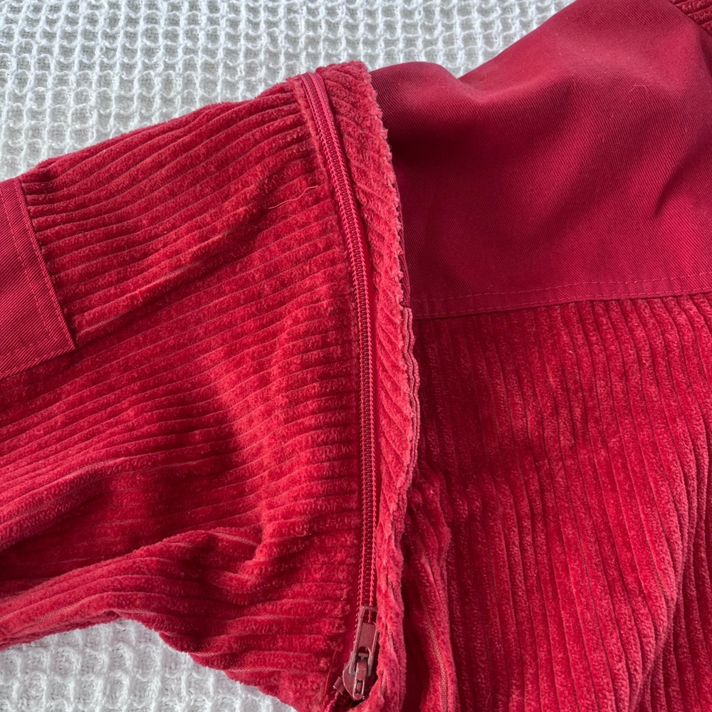 The Red I Corduroy Jacket With Detachable Sleeves. - image 4